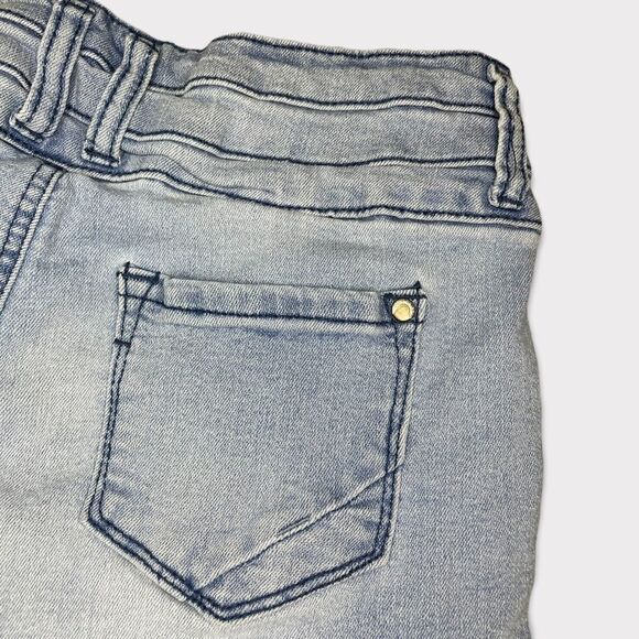 Blue spice super stretch jean short - Picture 8 of 8